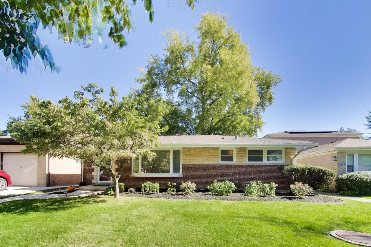 8631 Central Park Avenue, Skokie, IL 60076 Main Photo