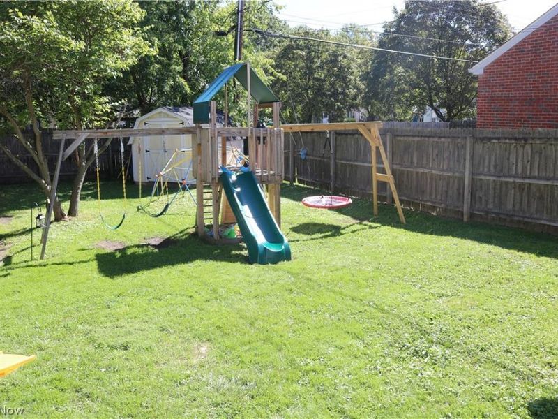 1567 Glenmount Avenue, Akron, OH 44301 Photo 17