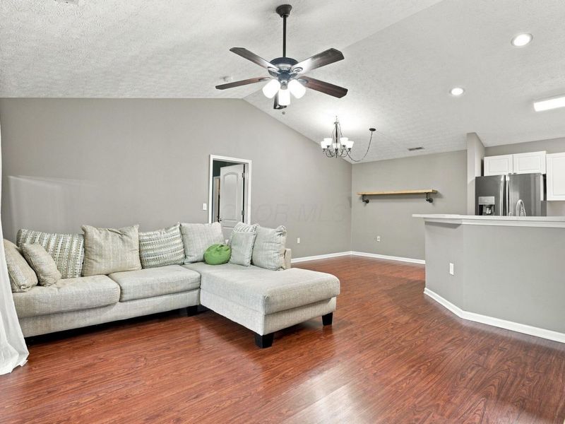 1870 Berrancher Drive , Columbus, OH 43228 Photo 11