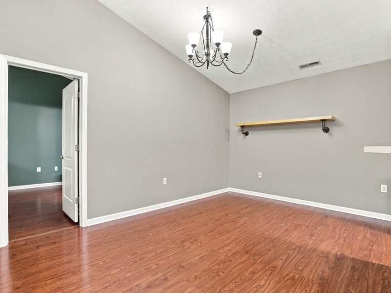 1870 Berrancher Drive , Columbus, OH 43228 Photo 29
