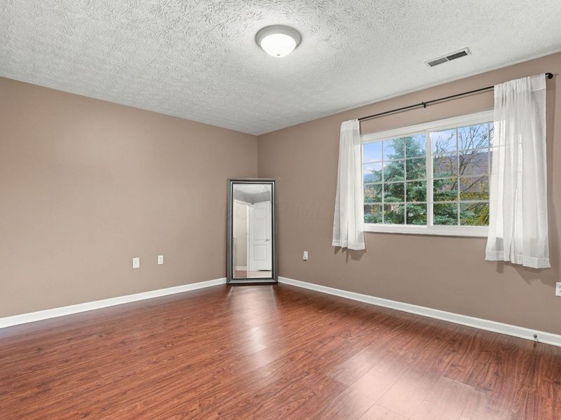 1870 Berrancher Drive , Columbus, OH 43228 Photo 32
