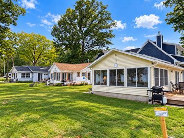400 HOUGHTON VIEW Drive, Denton Township, Mi 48651