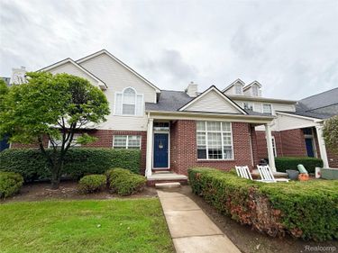 23202 Alexa Drive , Commerce Township, Mi 48390