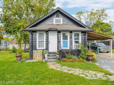 413 Osmun Street, Pontiac, Mi 48342
