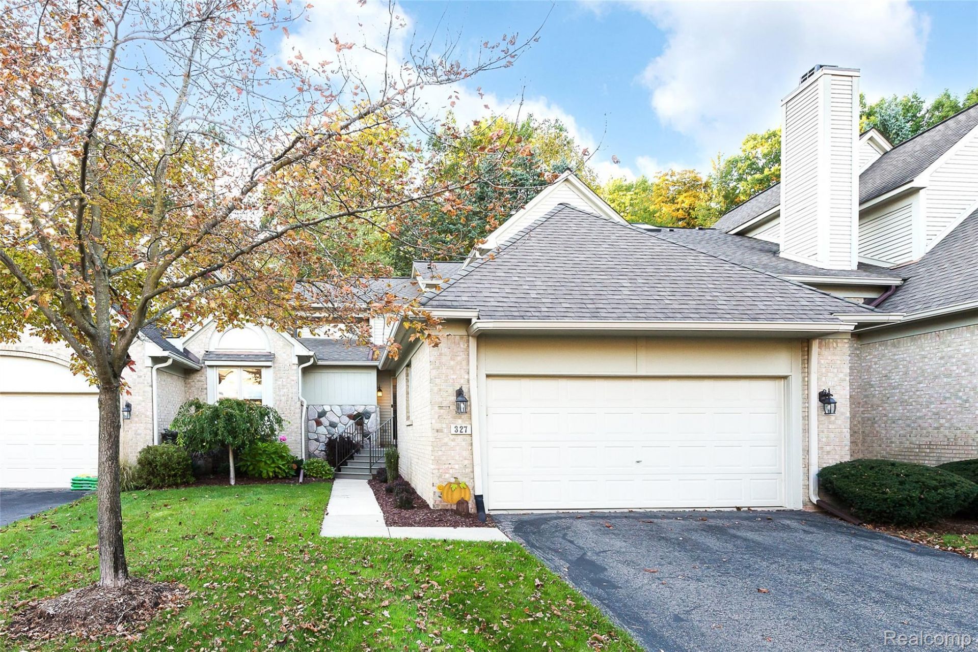 327 Saint Lawrence Boulevard, Northville, Mi 48168 Main Photo