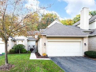 327 Saint Lawrence Boulevard, Northville, Mi 48168