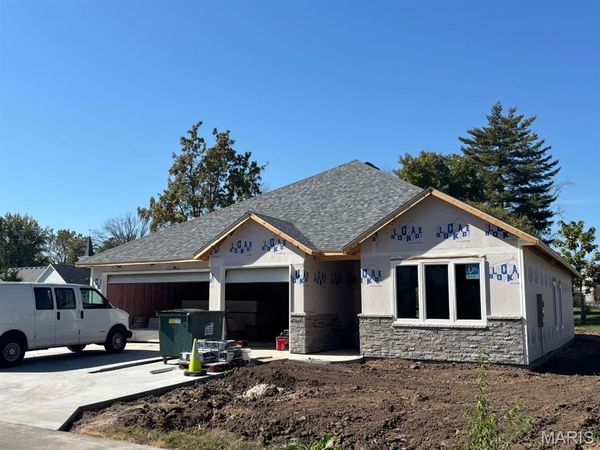 102 Oak Street , Auxvasse, MO 65231