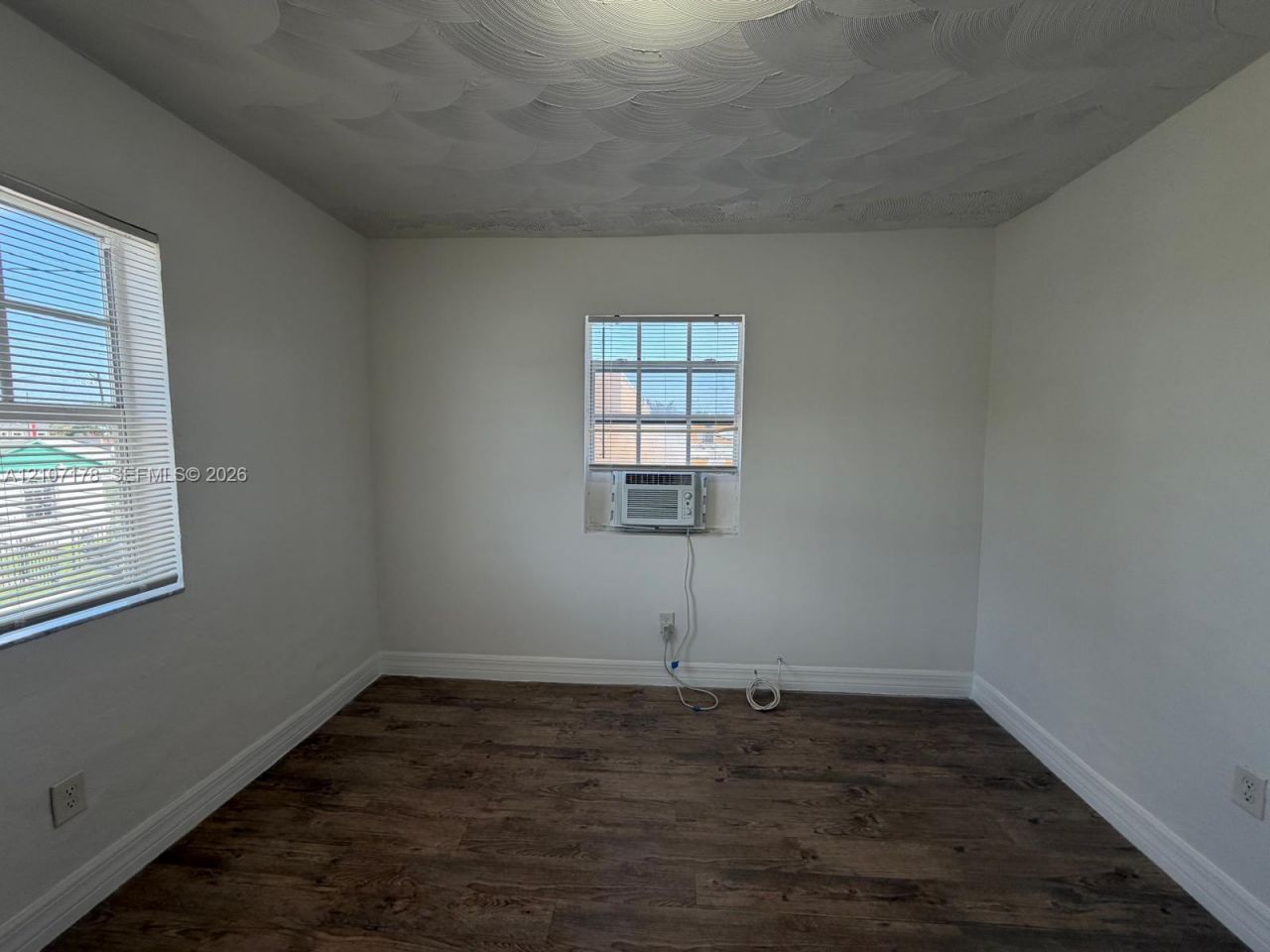 1510 NW 68th St , Unit 6, Miami, FL 33147 Photo