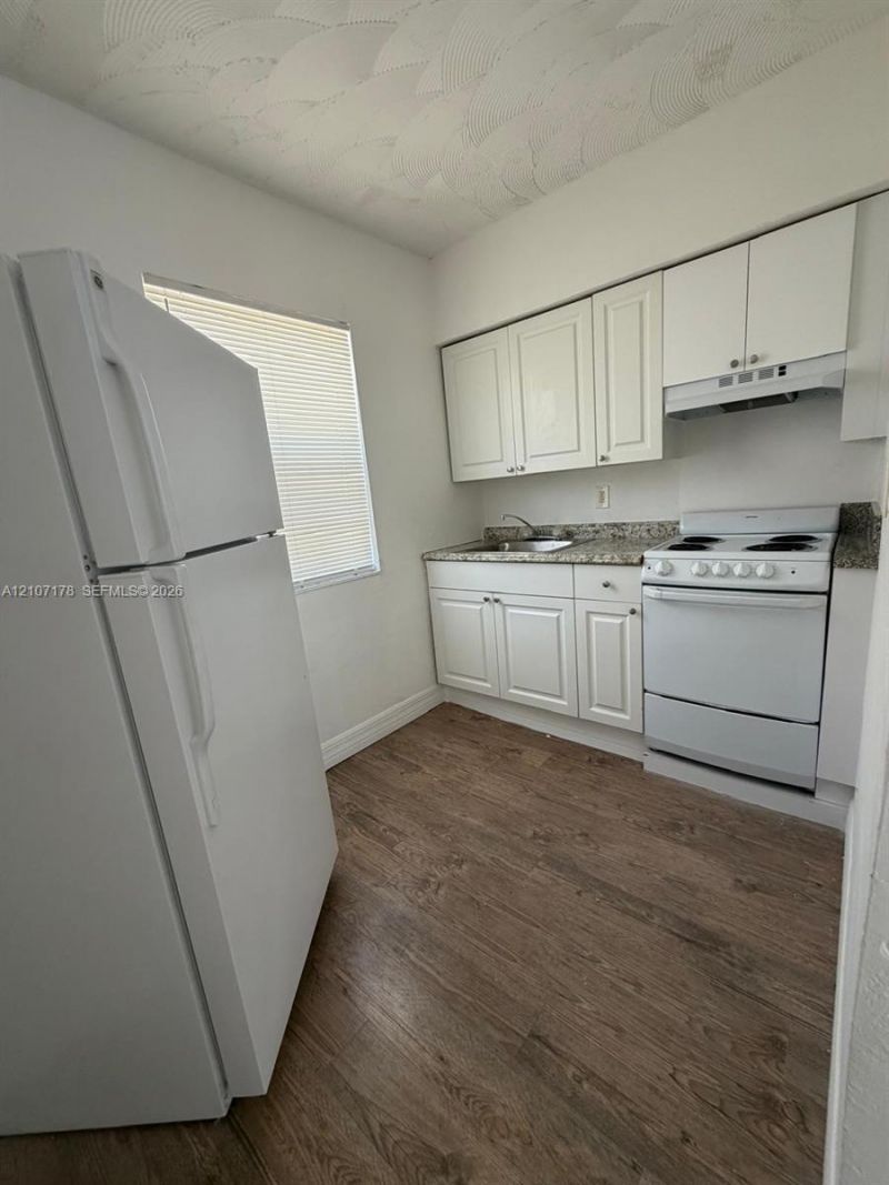 1510 NW 68th St , Unit 6, Miami, FL 33147 Photo