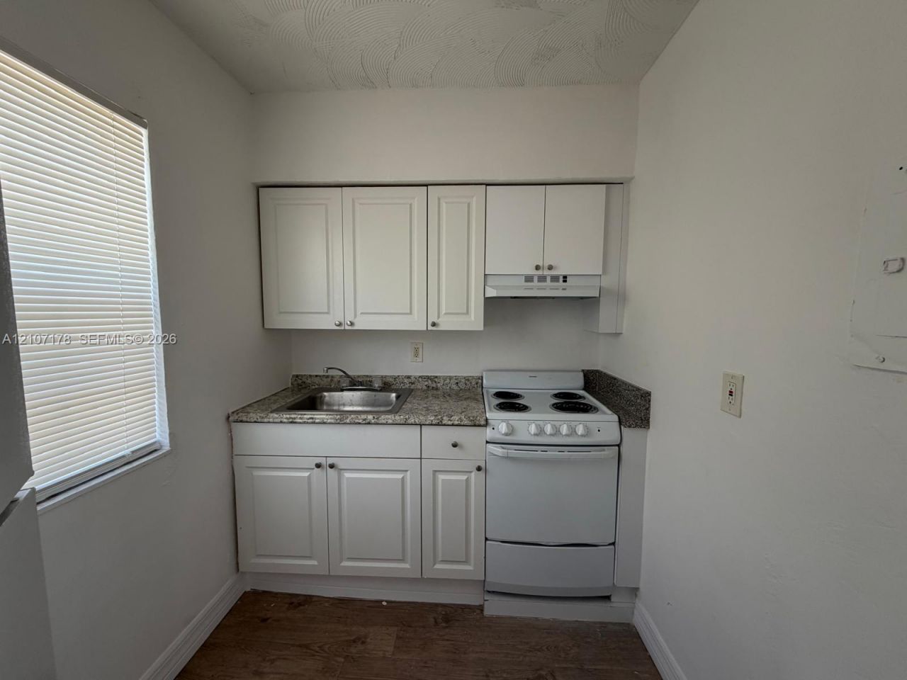 1510 NW 68th St , Unit 6, Miami, FL 33147 Photo