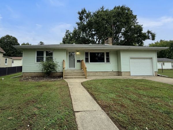 408 S Prairie Street, Lacon, IL 61540