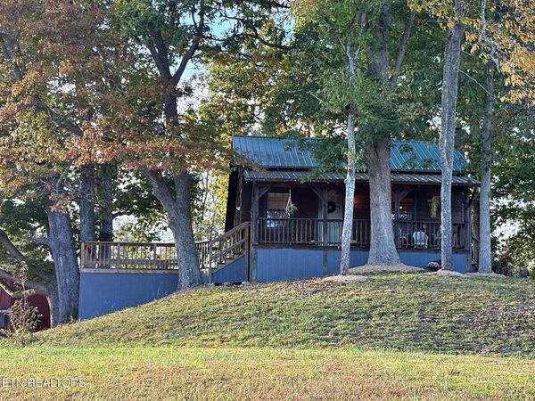 728 Essary Rd, Tazewell, TN 37879