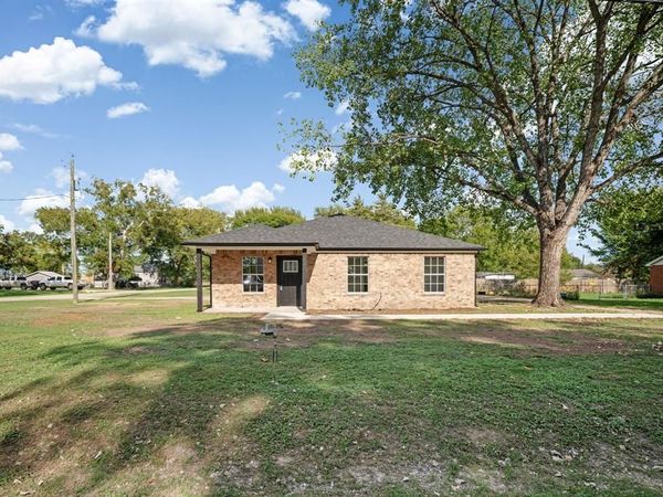 201 S Boston Street, Rice, TX 75155