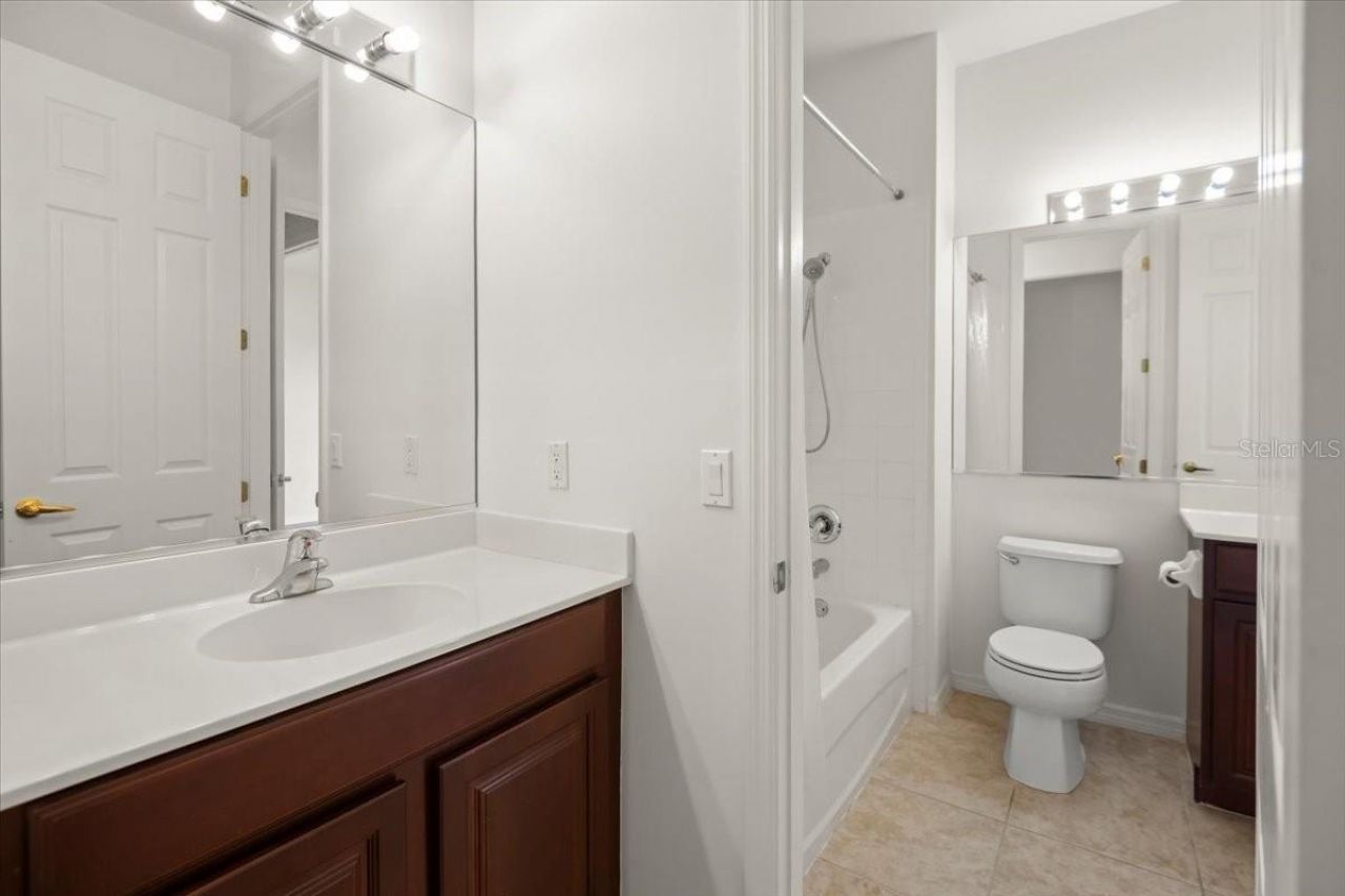 7002 Prosperity Circle , Unit 701, Sarasota, FL 34238 Photo
