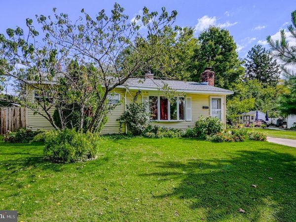 54 ST JOHN DRIVE, WILMINGTON, DE 19809