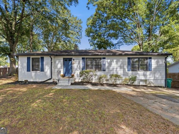 1035 Dell Avenue SE, Smyrna, GA 30080