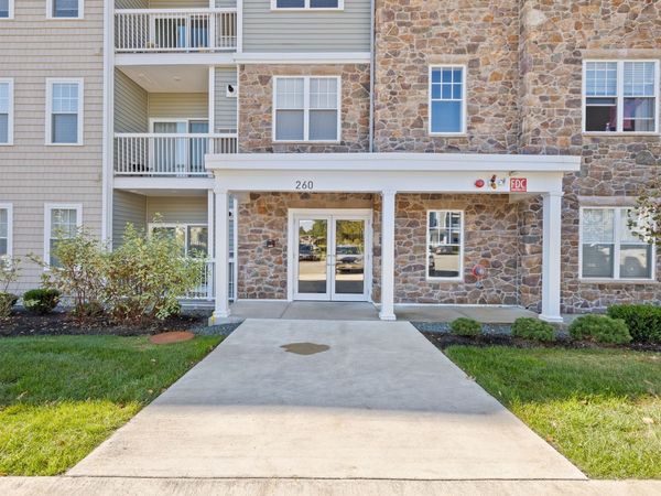 260 Martins Landing, Unit 402, North Reading, MA 01864