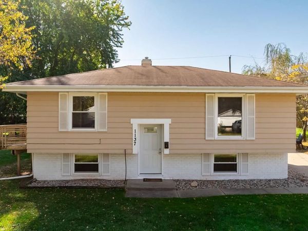 1137 W BELL AVENUE, Appleton, WI 54914
