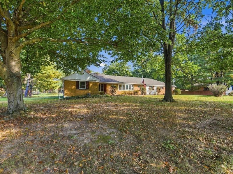 710 Fleming Road, Springfield Township, OH 45231 Photo 2