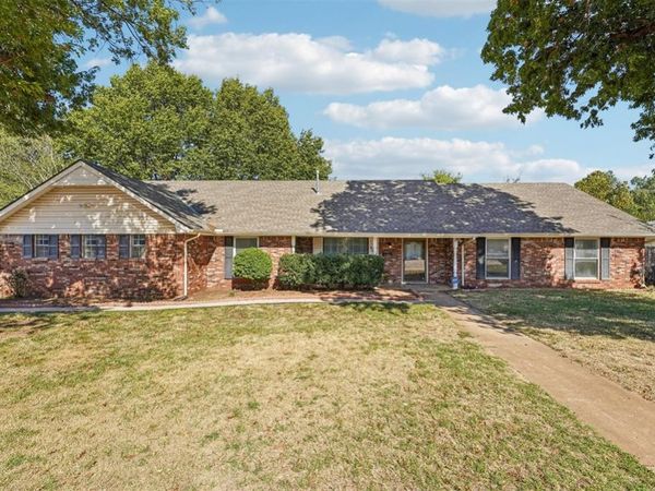 3737 Rolling Lane, Midwest City, OK 73110
