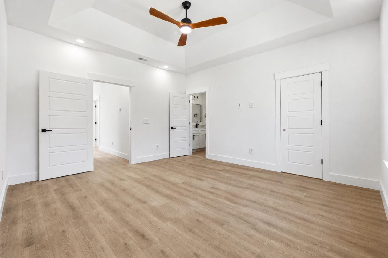830 Whispering Tide Ct. Photo 13