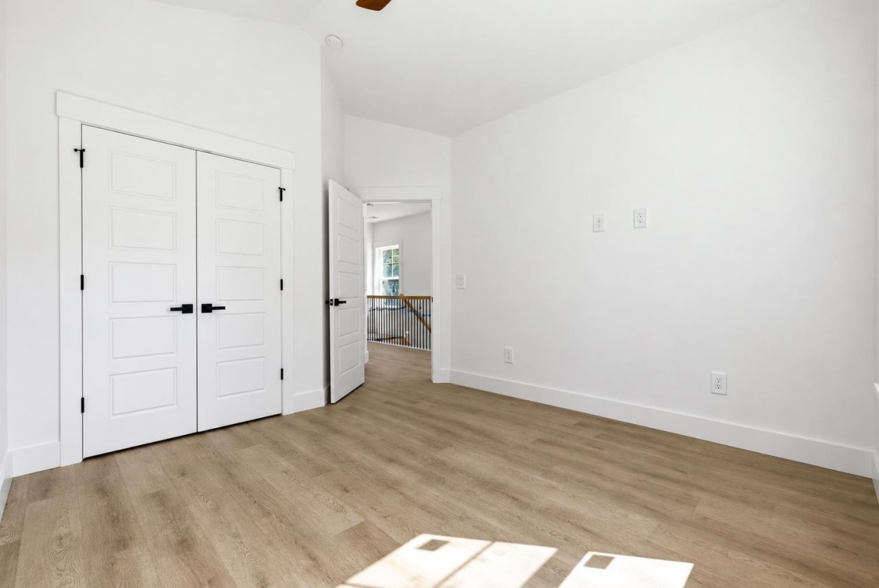 830 Whispering Tide Ct. Photo 20
