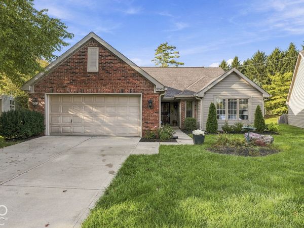 9925 Hamblin Court, Carmel, IN 46280
