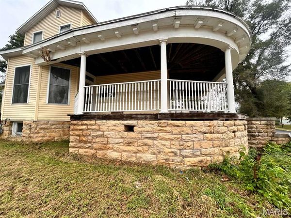 501 W Washington Street , La Grange, MO 63448