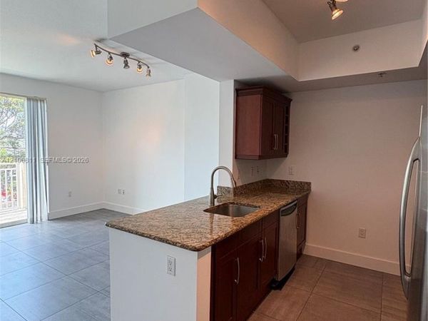 7275 SW 90thway , Unit 205, Miami, FL 33156
