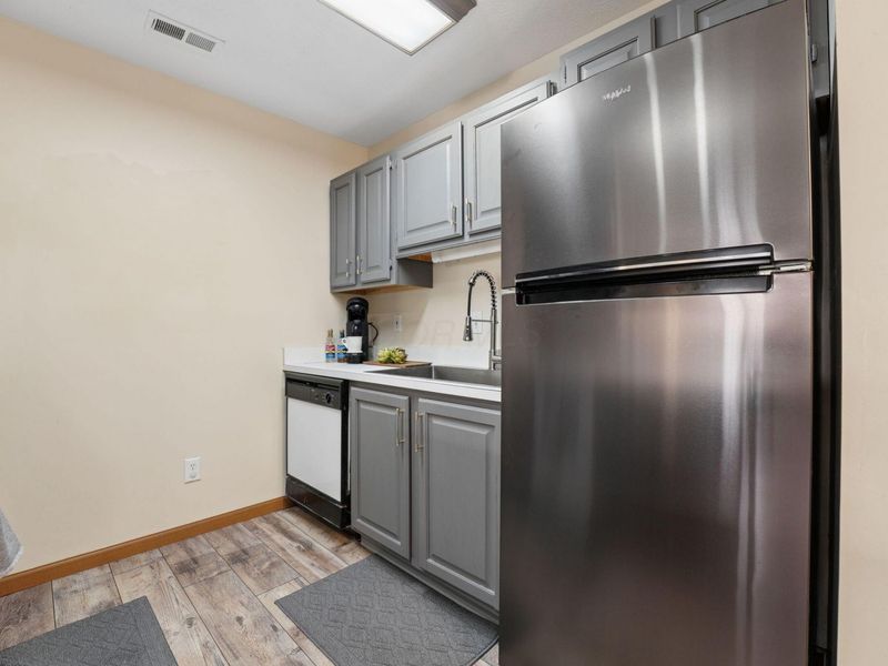 185 Groveport Pike, Unit 14D, Canal Winchester, OH 43110 Photo 13
