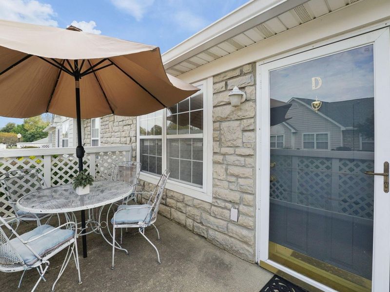 185 Groveport Pike, Unit 14D, Canal Winchester, OH 43110 Photo 5