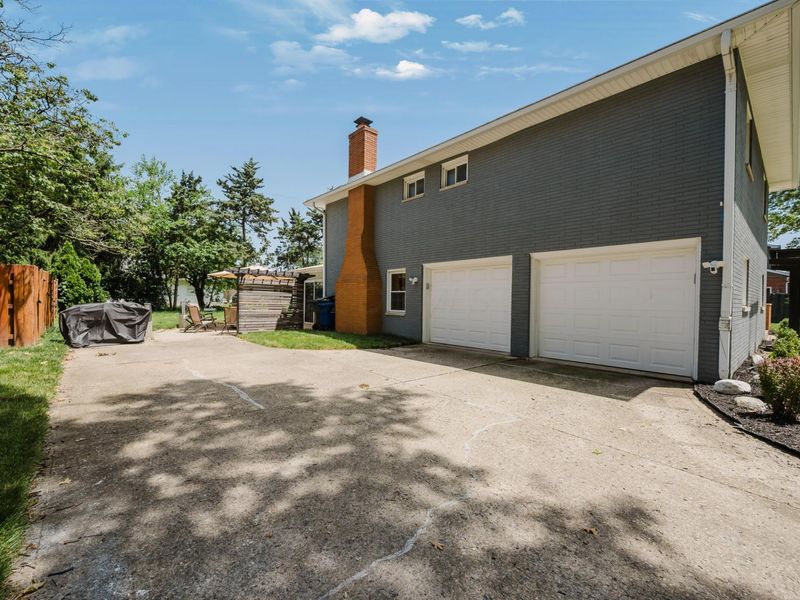 2680 Mitzi Drive , Columbus, OH 43209 Photo 43