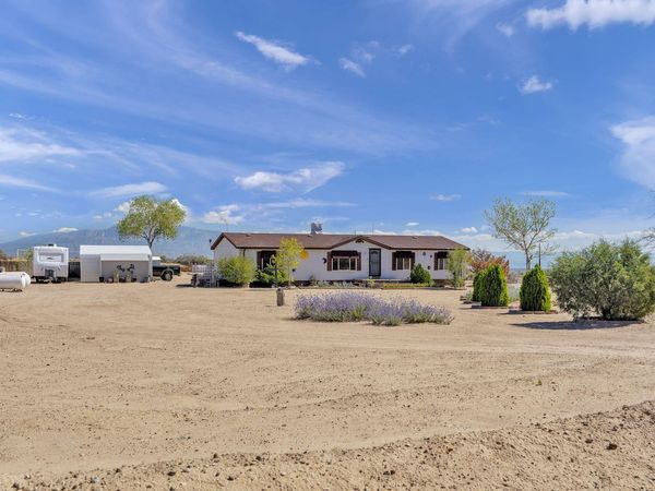 800 24th Street SW, Rio Rancho, NM 87124
