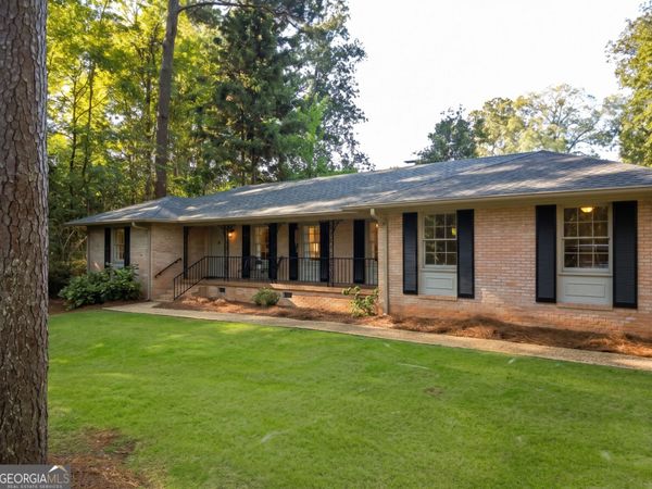 110 Springvale Road, West Point, GA 31833