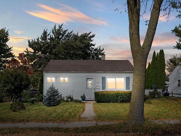 6210 W Morgan AVENUE, Milwaukee, WI 53220