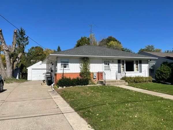1920 4th Avenue NW, Austin, MN 55912