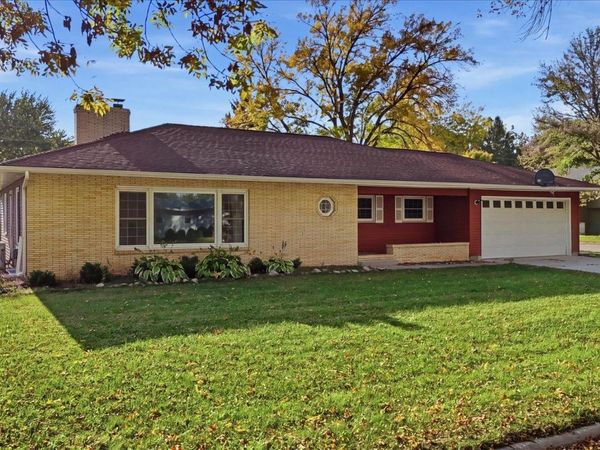 502 2nd Street S, Grove City, MN 56243