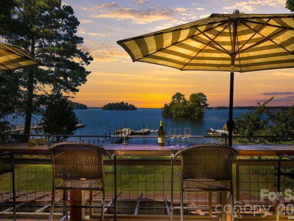 20625 Island Forest Drive , Cornelius, NC 28031