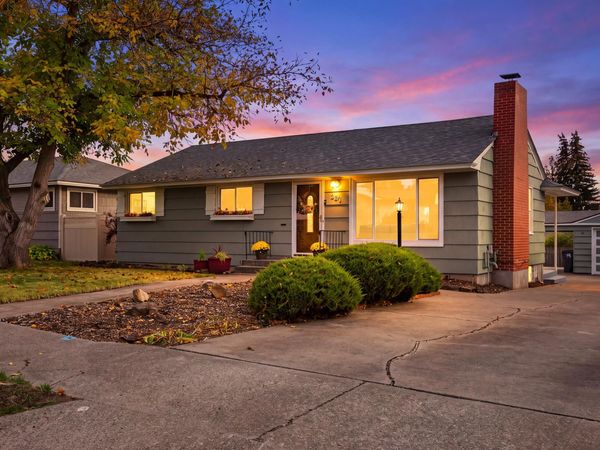 2211 W Walton Ave, Spokane, WA 99205