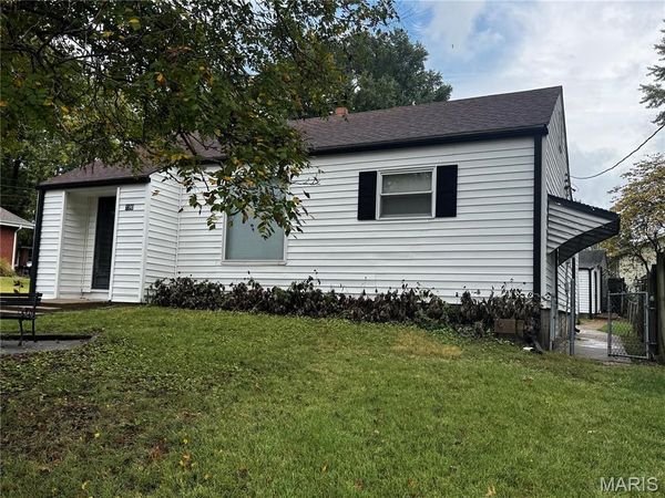 190 N New Florissant Road , Florissant, MO 63031