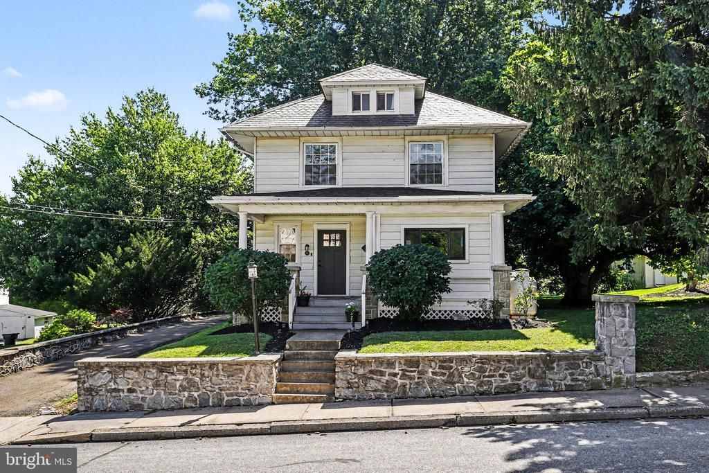 121 S CHURCH STREET, QUARRYVILLE, PA 17566
