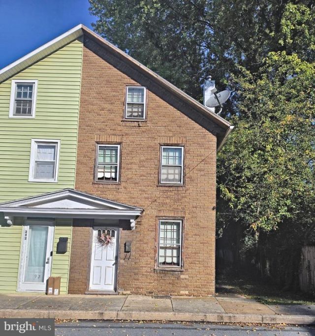 290 W 2ND STREET, HUMMELSTOWN, PA 17036
