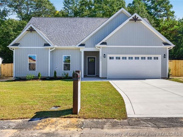 5671 Wiggins Drive , Fayetteville, NC 28306