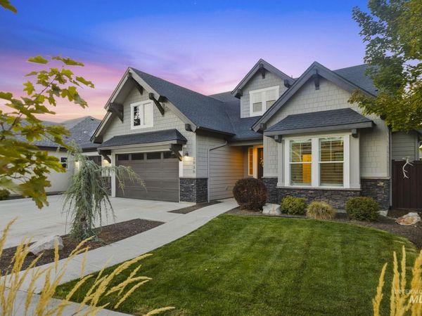 3936 W Farm View Drive, Boise, ID 83714