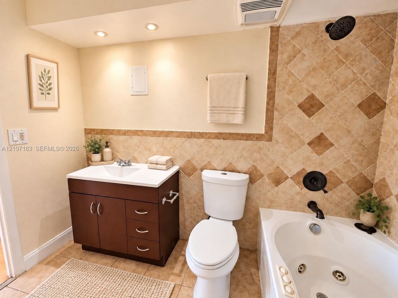 15600 NW 7th Ave, Unit 704, Miami, FL 33169 Photo