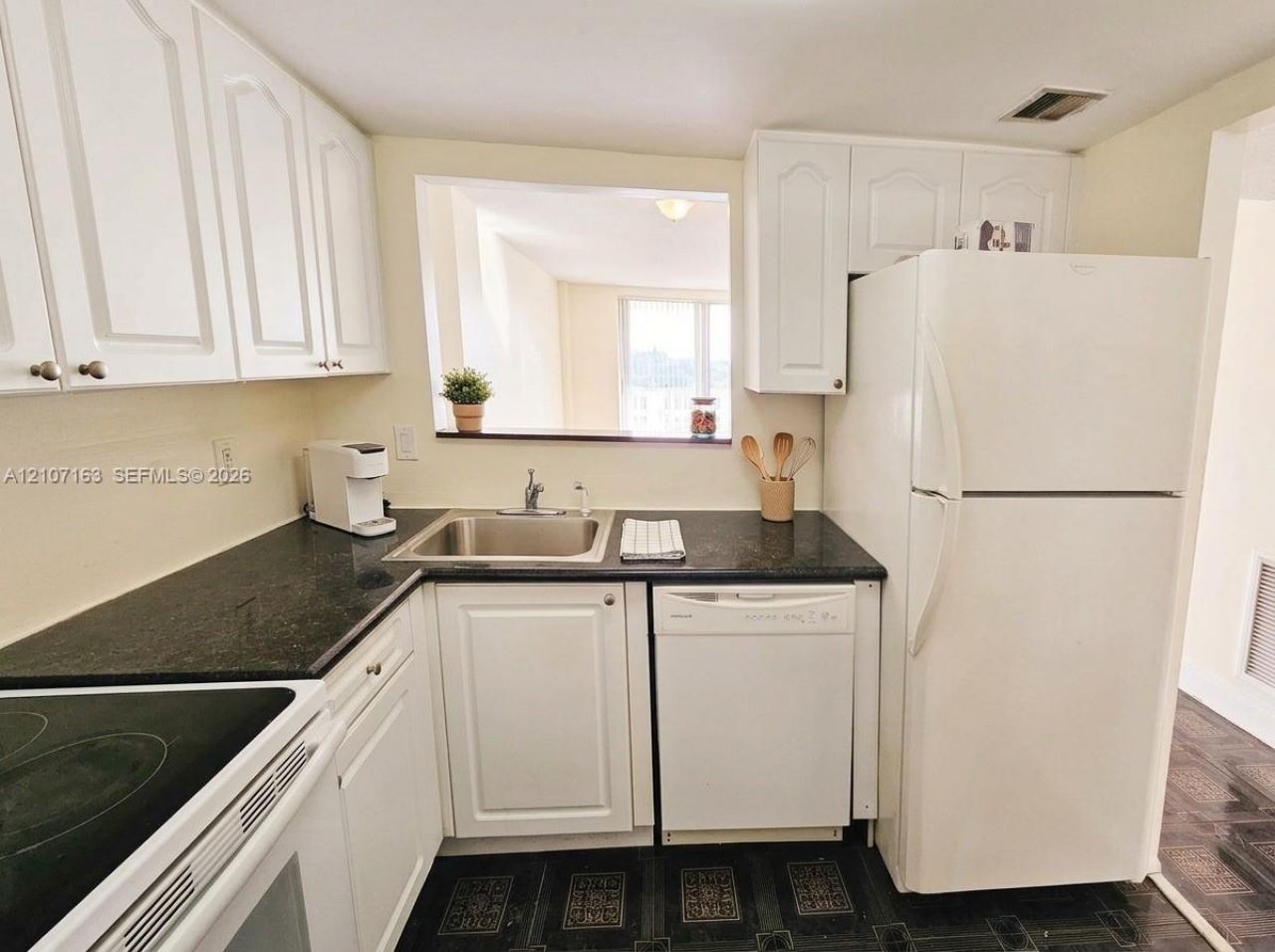 15600 NW 7th Ave, Unit 704, Miami, FL 33169 Photo