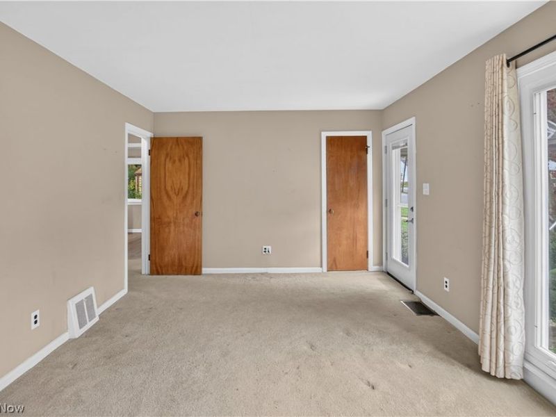 240 Idlewild Street, Akron, OH 44313 Photo 12