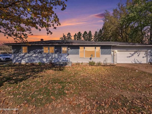 217 W UPHAM STREET, Marshfield, WI 54449