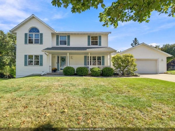 1110 N MYCENA CIRCLE, Green Bay, WI 54313