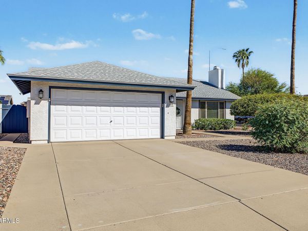 1050 E INGRAM Street, Mesa, AZ 85203
